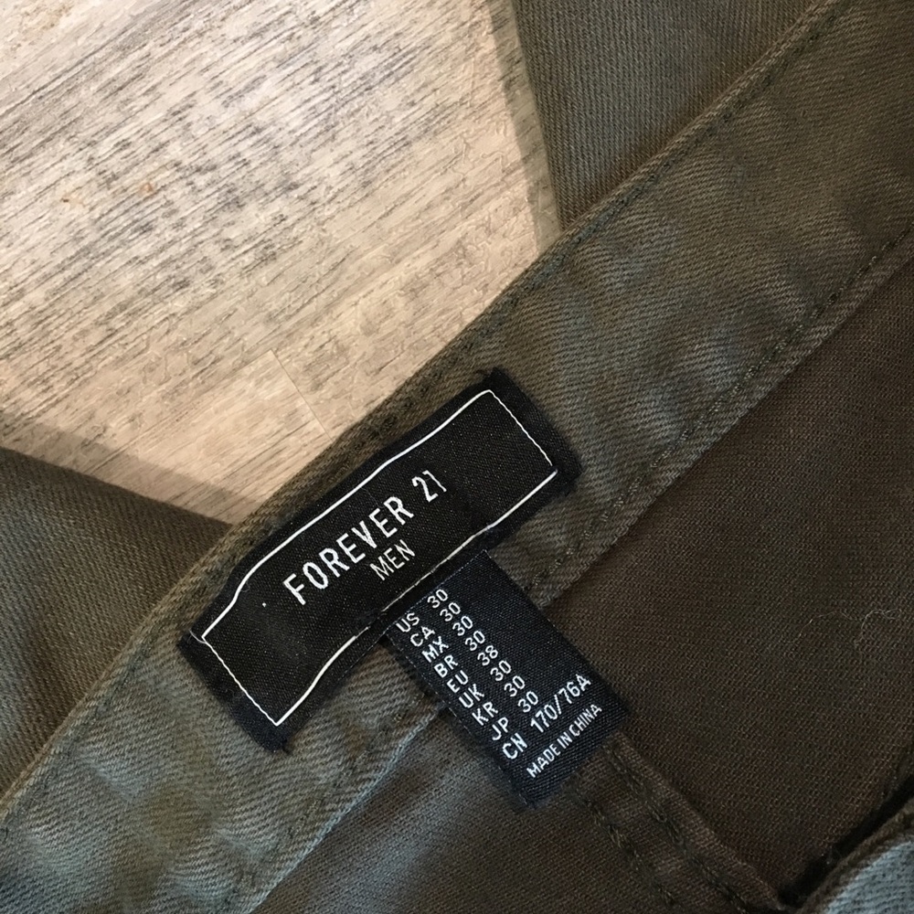 Men’s Forever 21 jeans